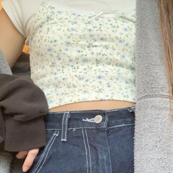 TRENDY CLOTHES MYSTERY BOX - Picture 7 of 13